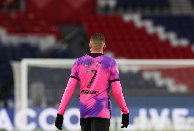 足协杯决赛裁判：韩国裁判高亨进任主裁，德国裁判丹克特任VAR（足协杯决赛裁判组出炉：韩国高亨进执法主裁，德国丹克特担任VAR）