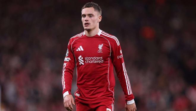 足球中国球员转会费再创新高（中国足坛球员转会费再破纪录）