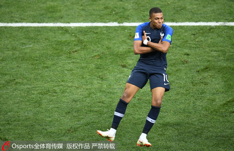 维拉狂飙冲击前四！7轮18分从降级区到欧冠区（维拉逆袭杀入前四：7轮豪取18分，从降级边缘直奔欧冠区）