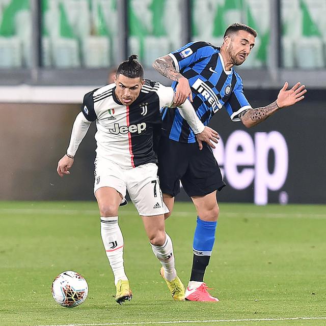 世体：巴萨还没有收到对特狮的报价，他们希望他先彻底康复